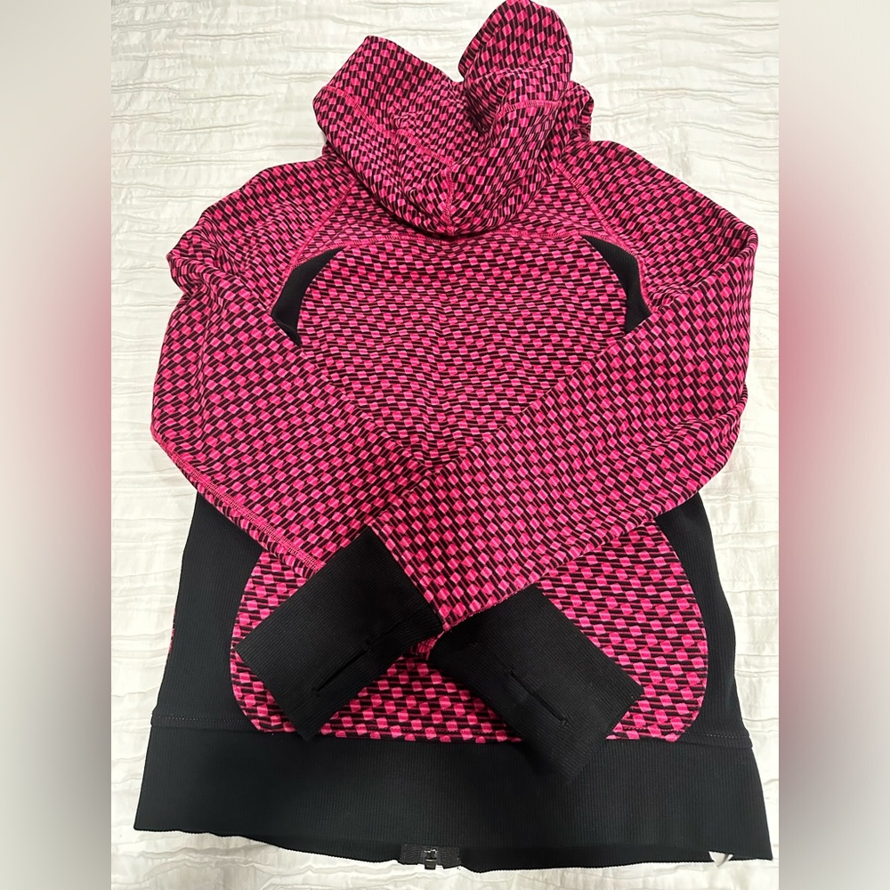 Lululemon scuba full-zip hoodie. Size 6
